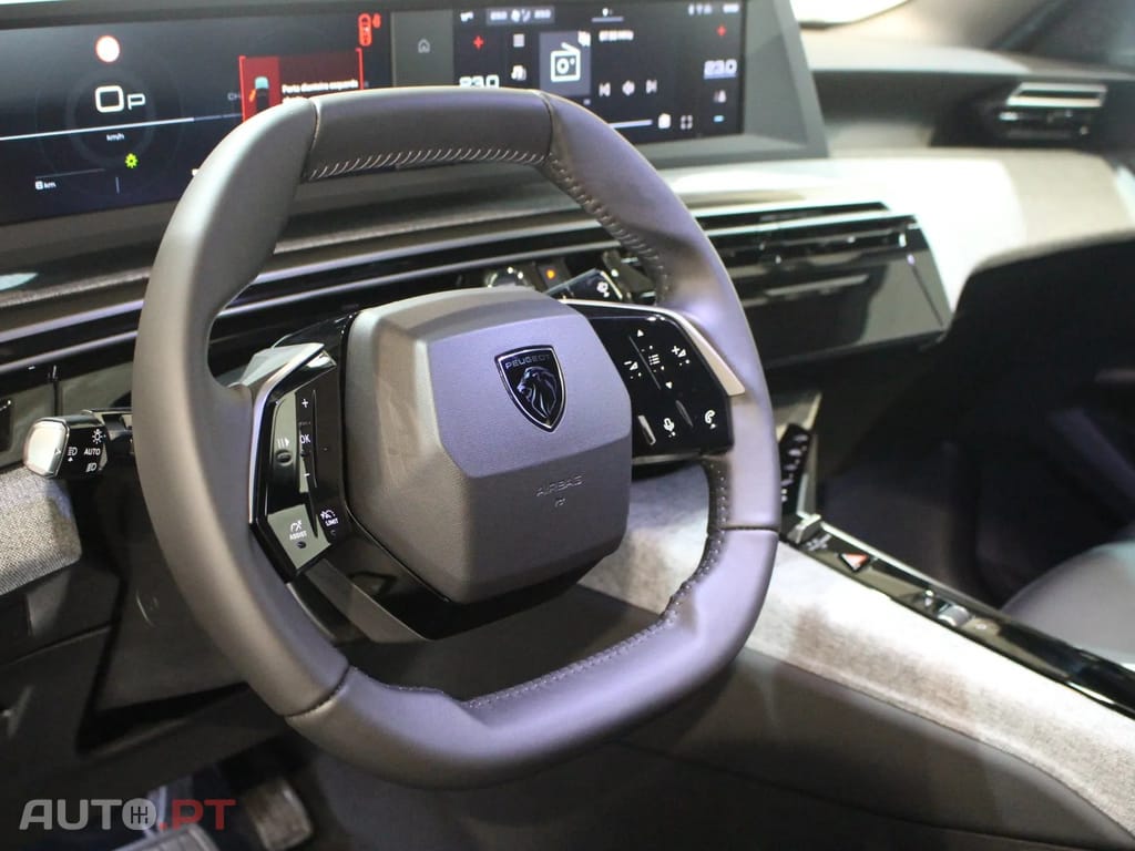 Peugeot 3008 1.2 Hybrid Allure e-DCS6
