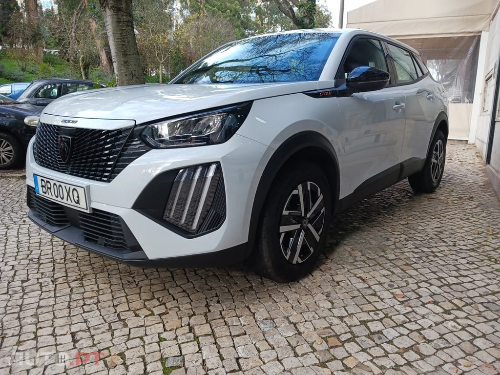 Peugeot 2008 1.2 PureTech Style