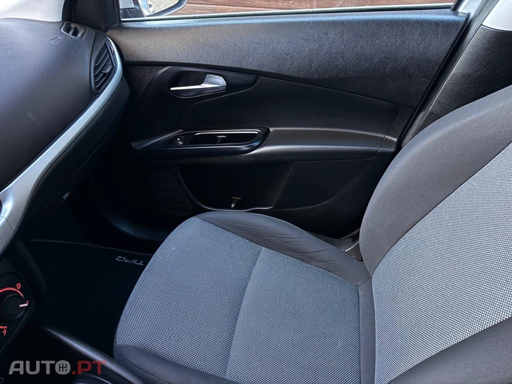 Fiat Tipo 1.3 M-Jet Easy