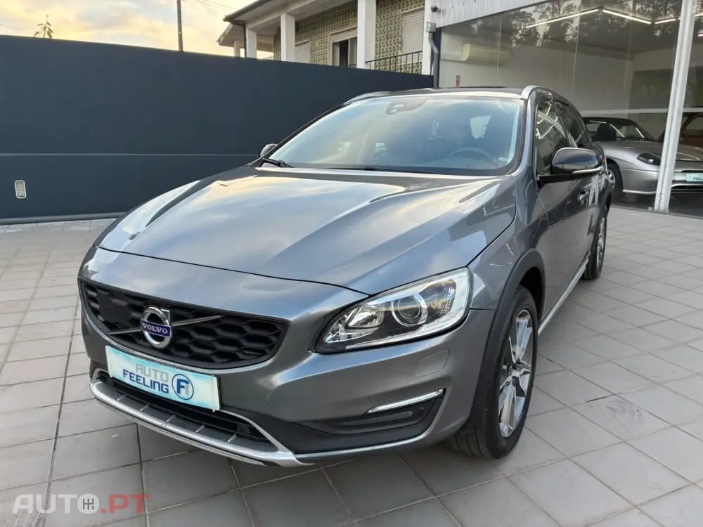Volvo V60 Cross Country 2.0 D3 Summum Geartronic