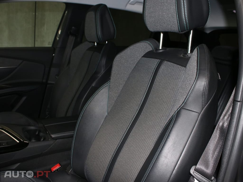 Peugeot 3008 1.2 PureTech Allure