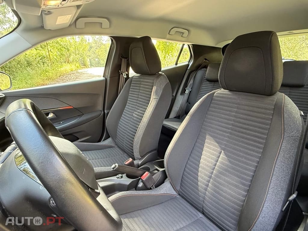 Peugeot 2008 PureTech 100 Active