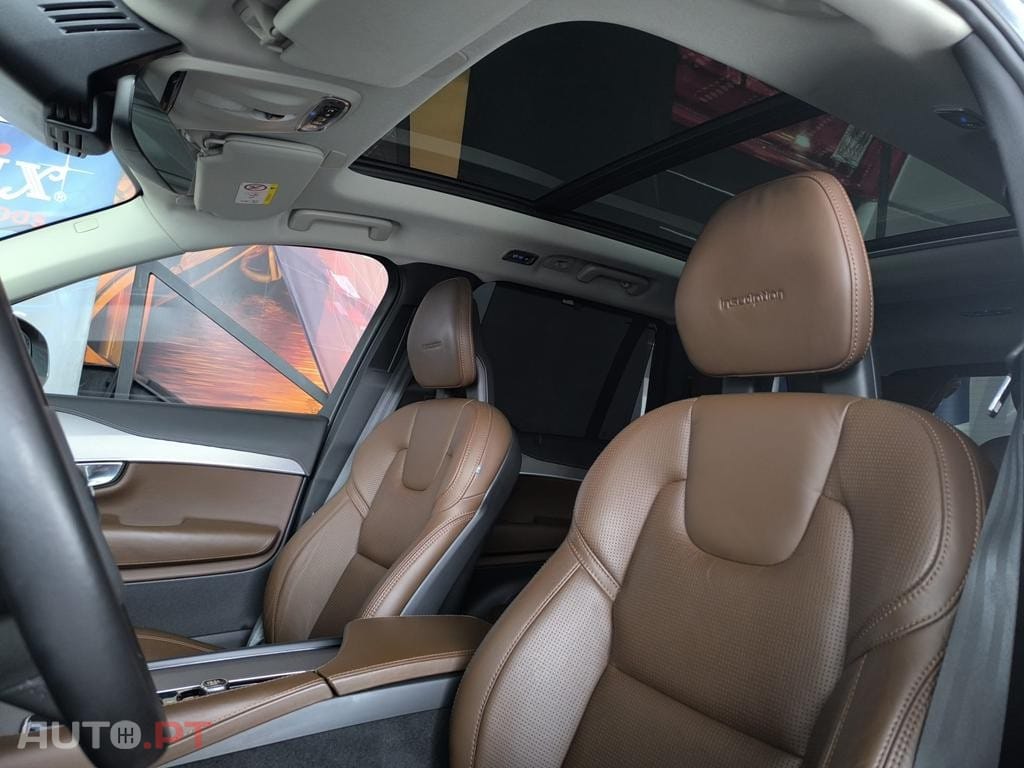 Volvo XC90 2.0 T8 PHEV Inscription Expression AWD