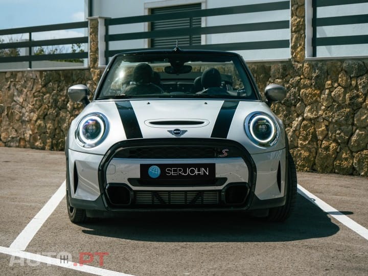 MINI Cabrio Cooper S Auto