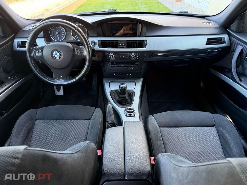 BMW 318 d Navigation Sport