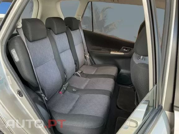 Toyota Corolla Verso 1.6 VVT-i Sol
