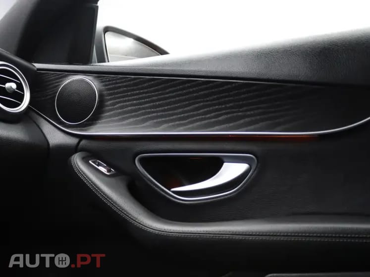 Mercedes-Benz C 300 BlueTEC Hybrid AMG Line