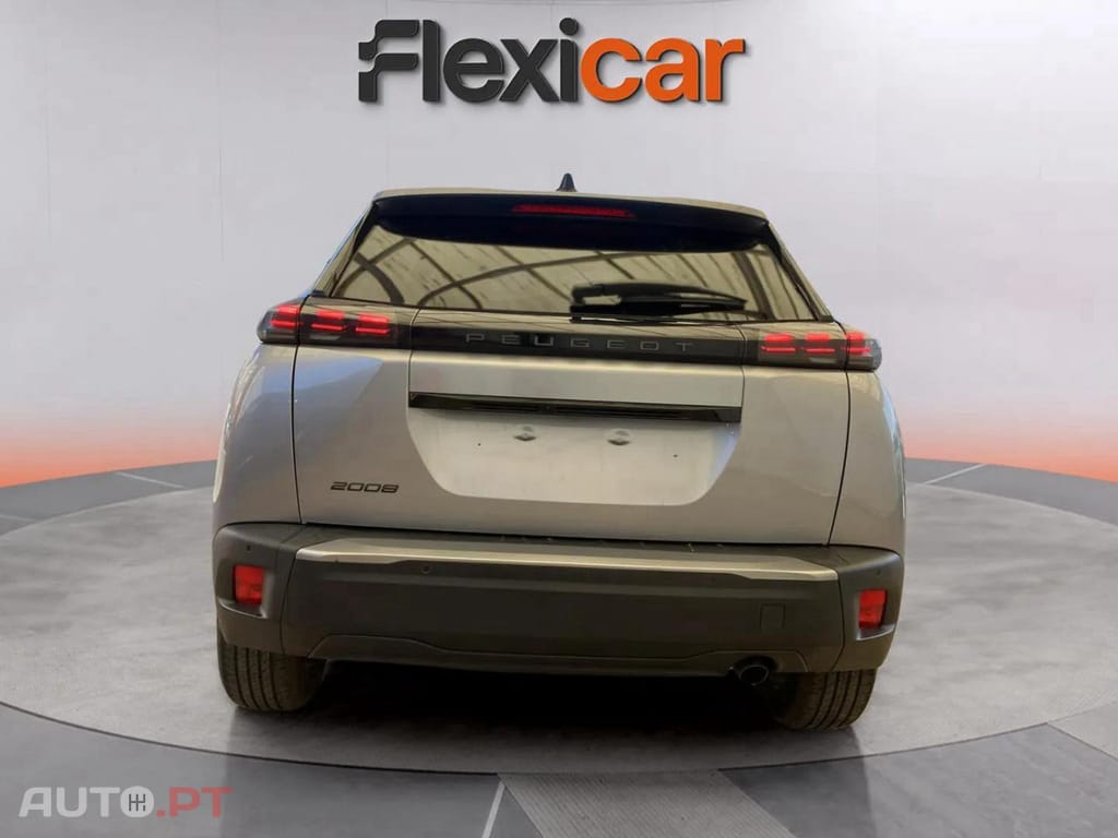 Peugeot 2008 1.2 PureTech Allure