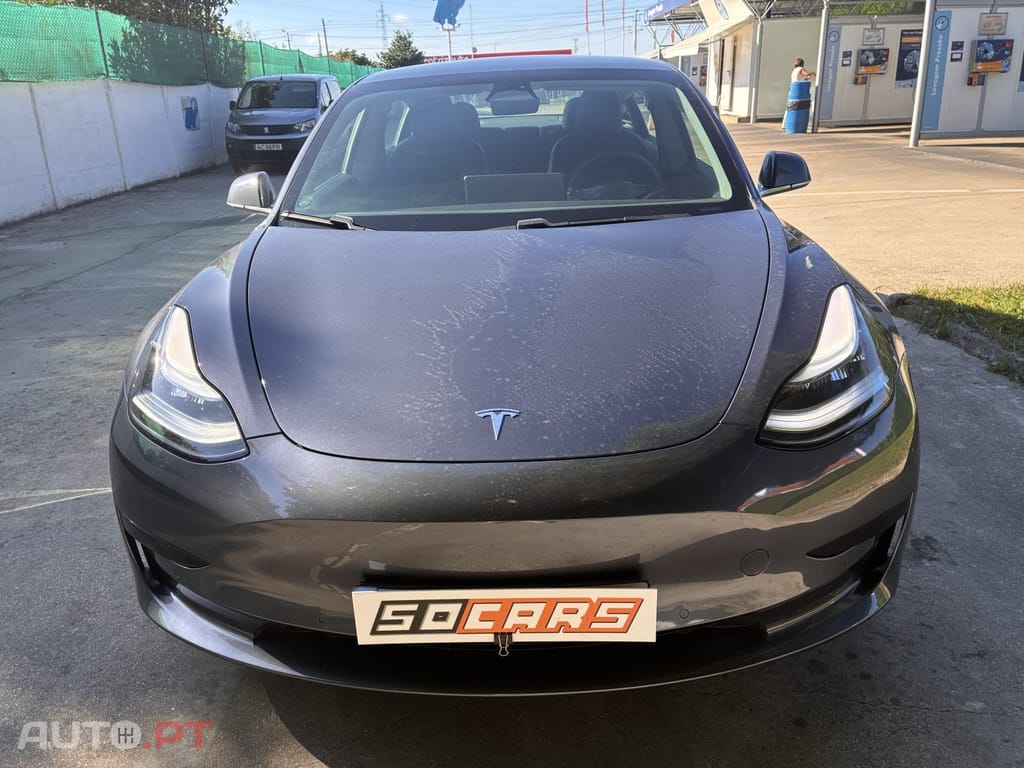 Tesla Model 3 Long Range RWD Business — fotografia 8