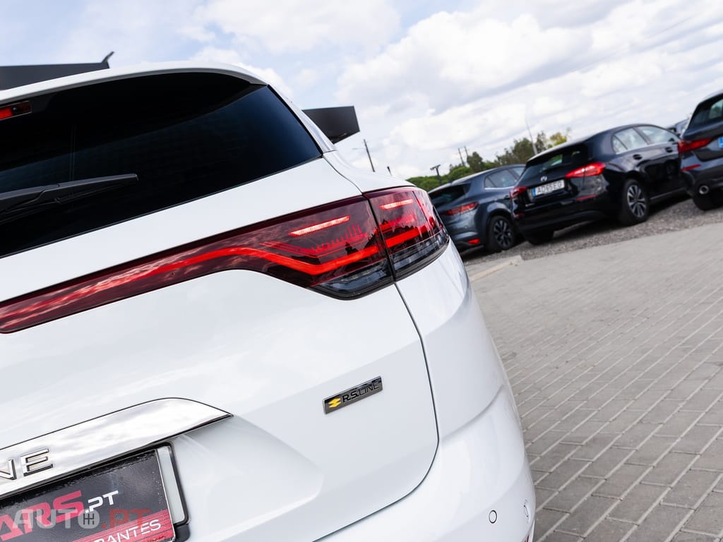 Renault Mégane Sport Tourer 1.5 Blue dCi R.S. Line — fotografia 11