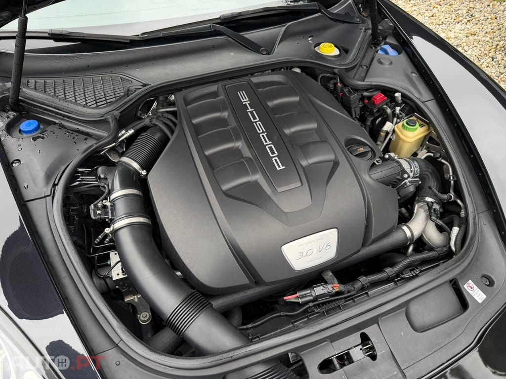 Porsche Panamera Standard