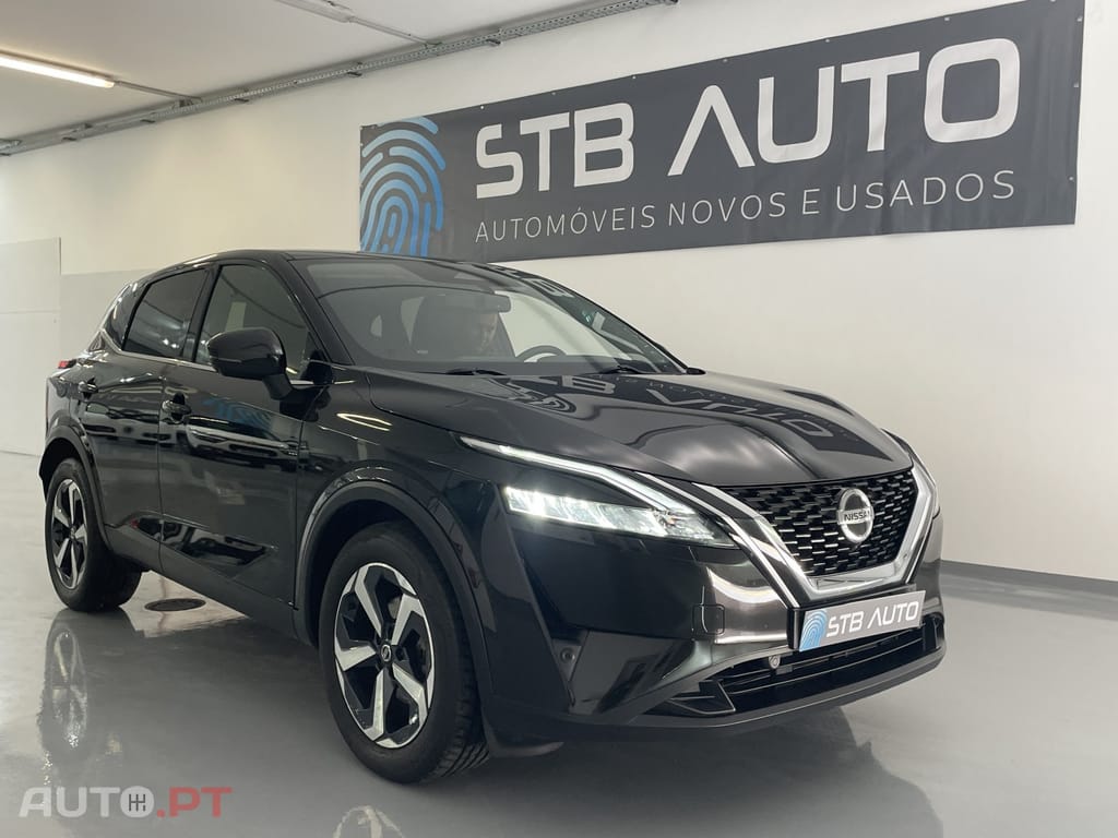 Nissan Qashqai 1.3 DIG-T N-Connecta LED Xtronic