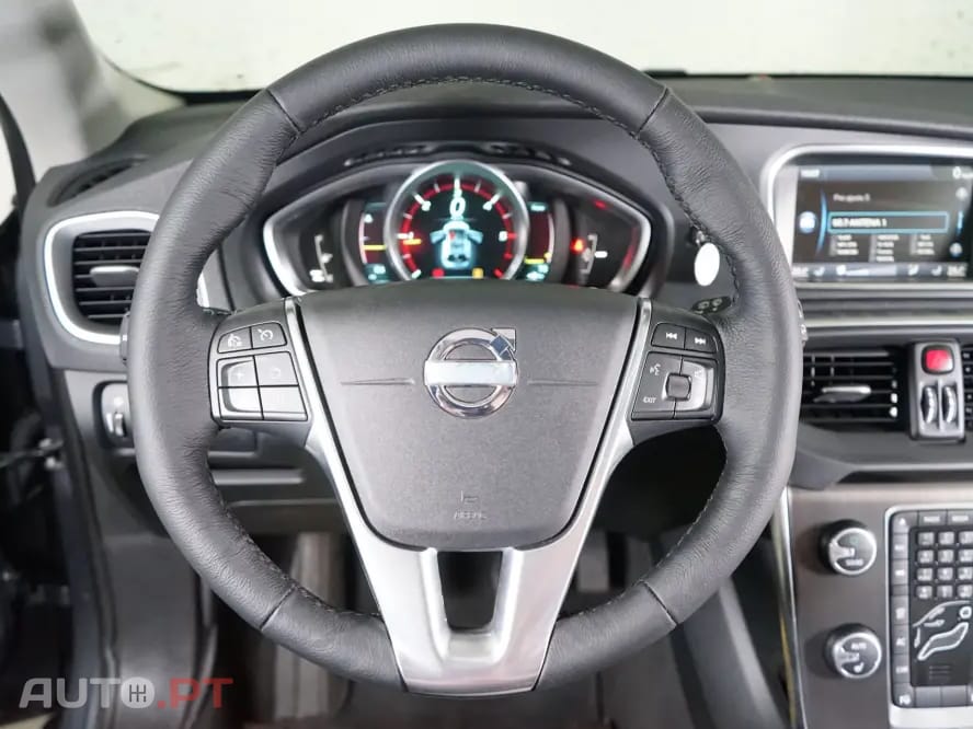 Volvo V40 1.6 D2 Summum