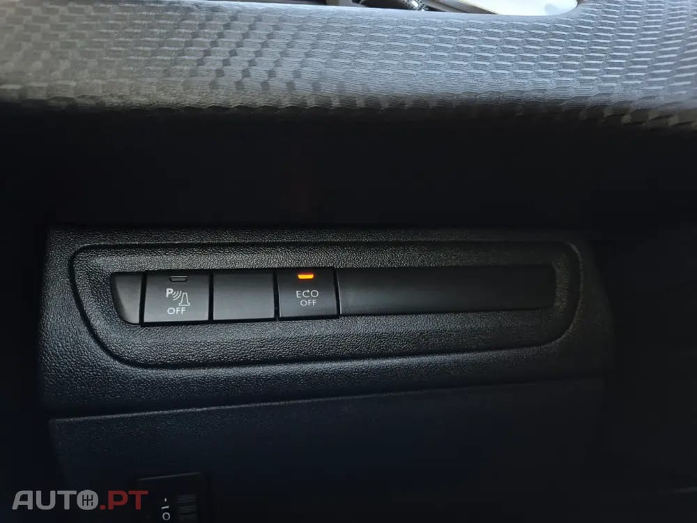 Peugeot 2008 1.5 BlueHDi Active