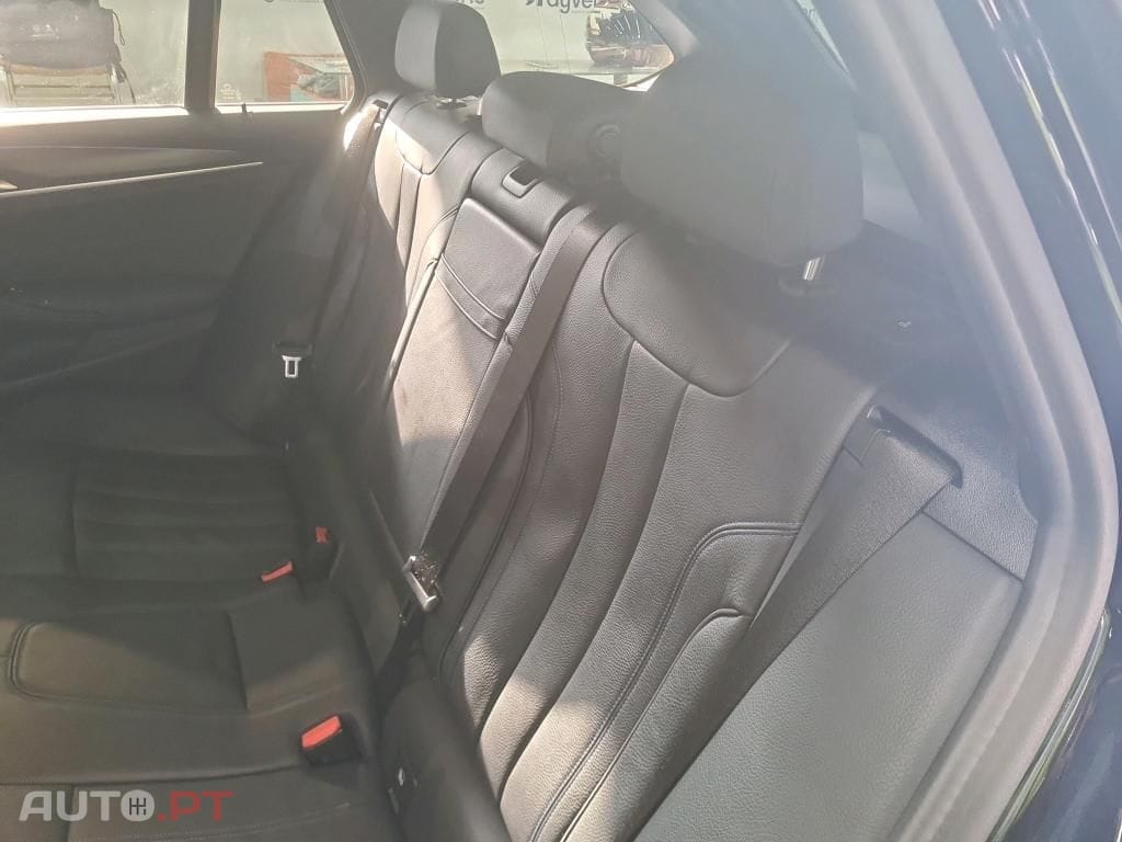 BMW 520 d Pack Desportivo M Auto