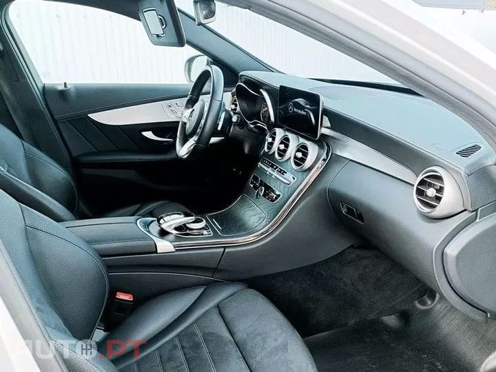 Mercedes-Benz C 300 e AMG Line