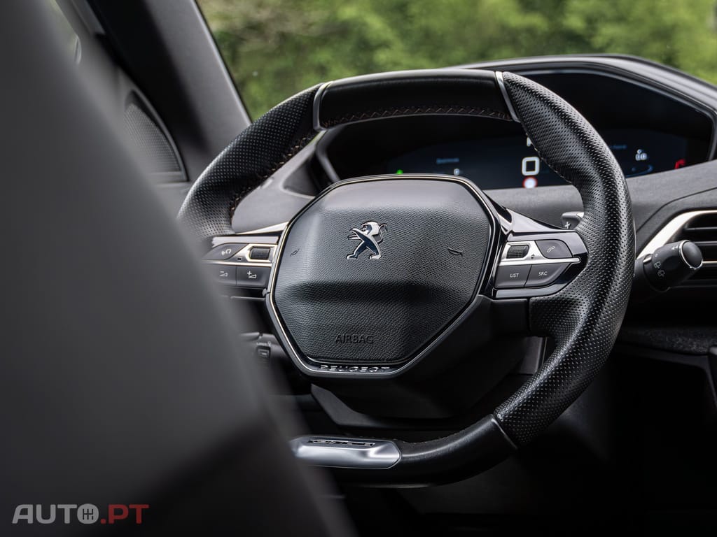 Peugeot 3008 1.5 BlueHDi GT Line EAT8