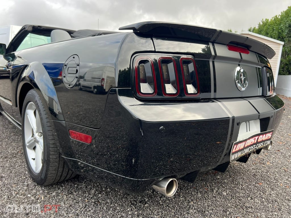 Ford Mustang CABRIO