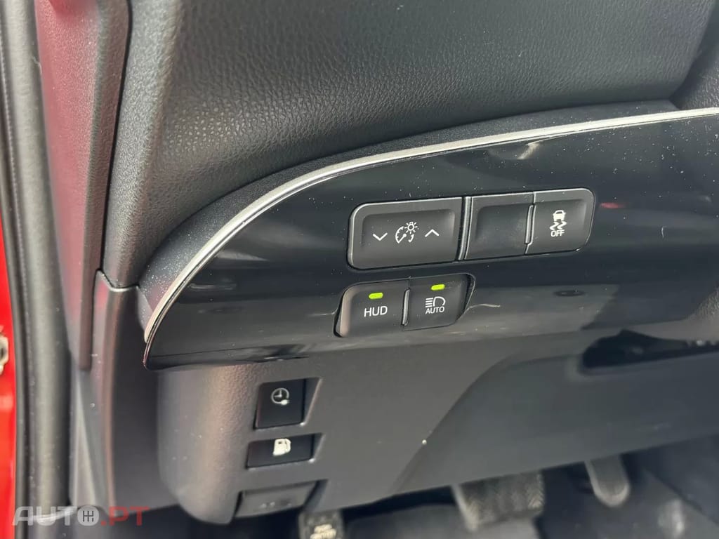 Toyota Prius 1.8 Premium