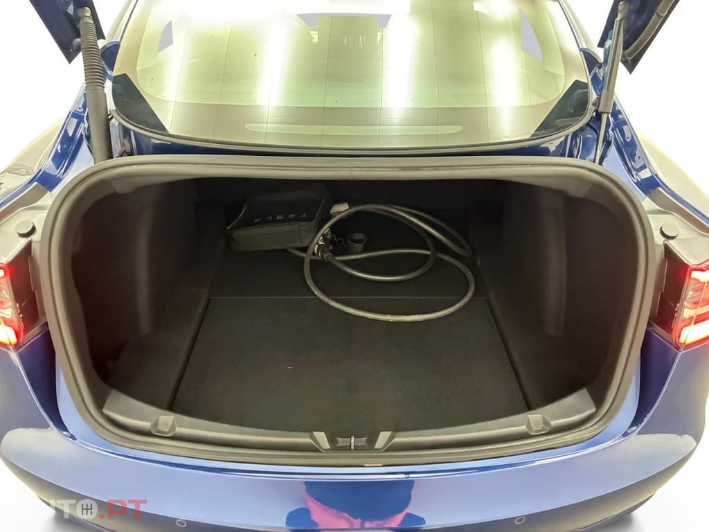 Tesla Model 3 Standard Range Plus RWD