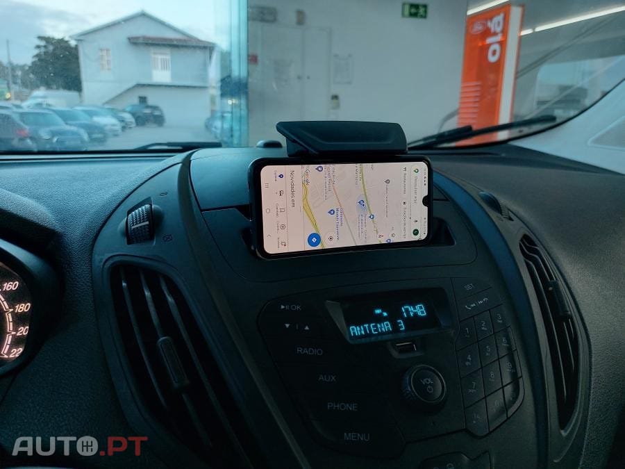 Ford Tourneo 1.5 TDCi Ambiente