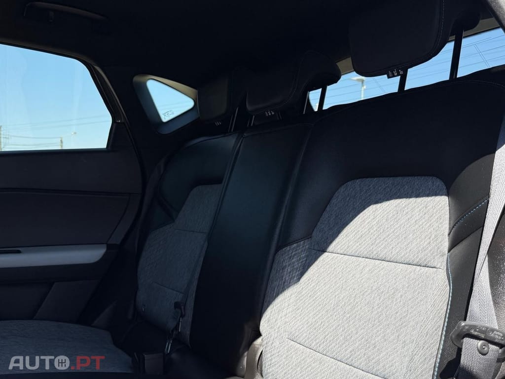 Renault Captur E-TECH 160 INTENS