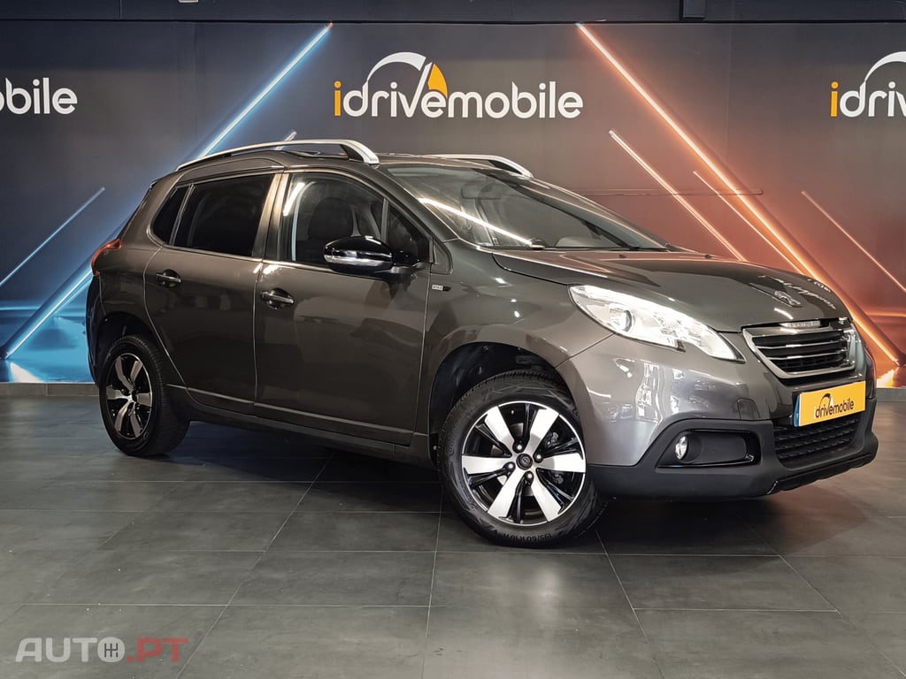 Peugeot 2008 1.2 PureTech Style