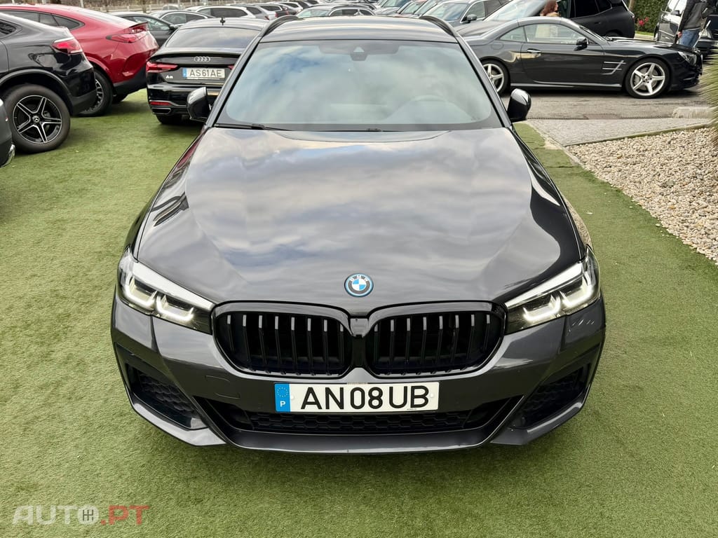 BMW 530 e Pack Desportivo M
