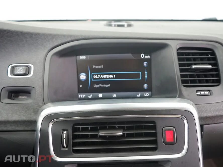 Volvo V60 2.4 D6 Summum AWD Phev