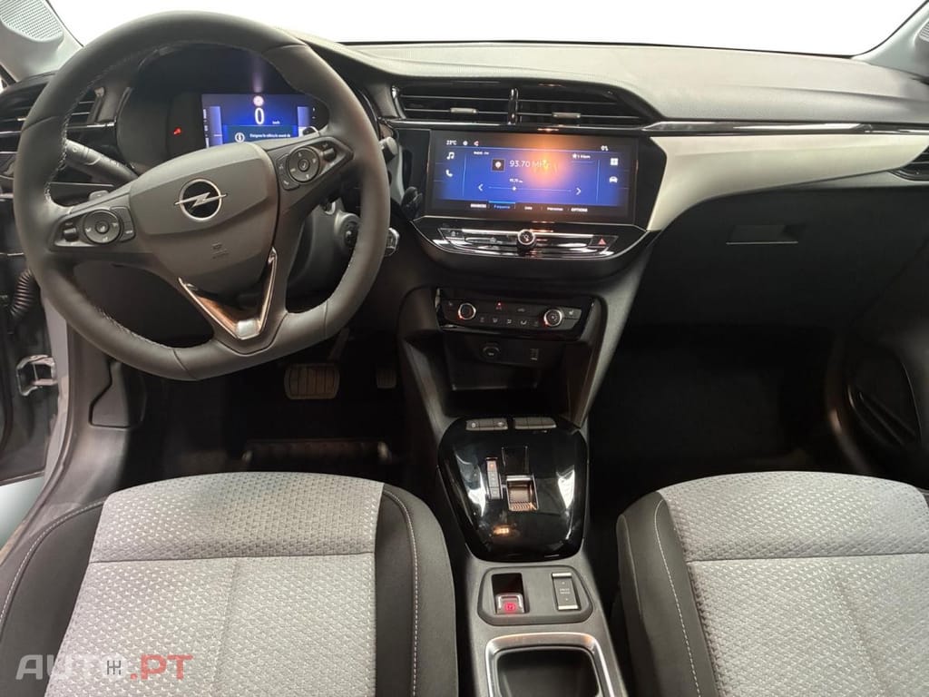 Opel Corsa 1.2 T Hybrid eDCT