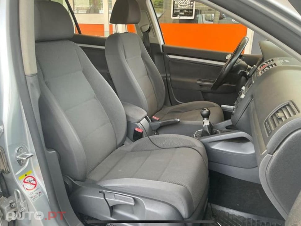 Volkswagen Golf 1.9 TDi Highline