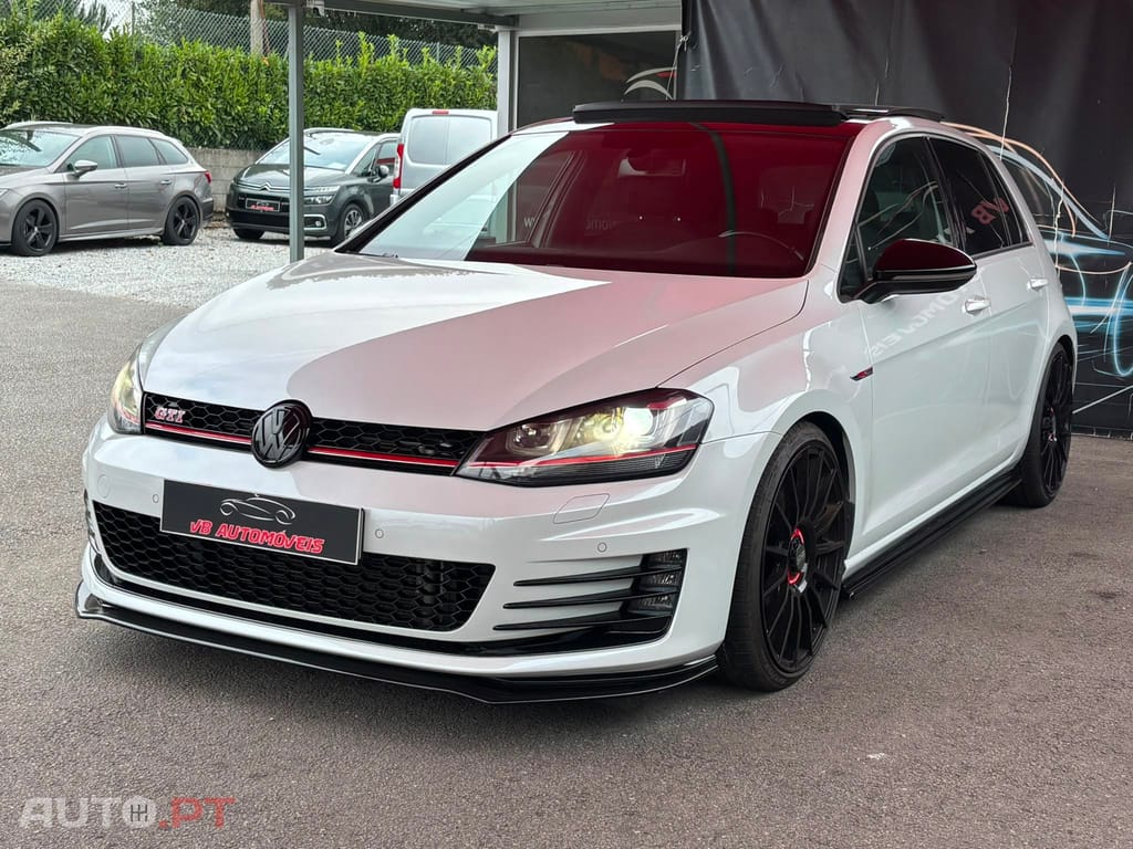 Volkswagen Golf 2.0 TSi GTi DSG Performance