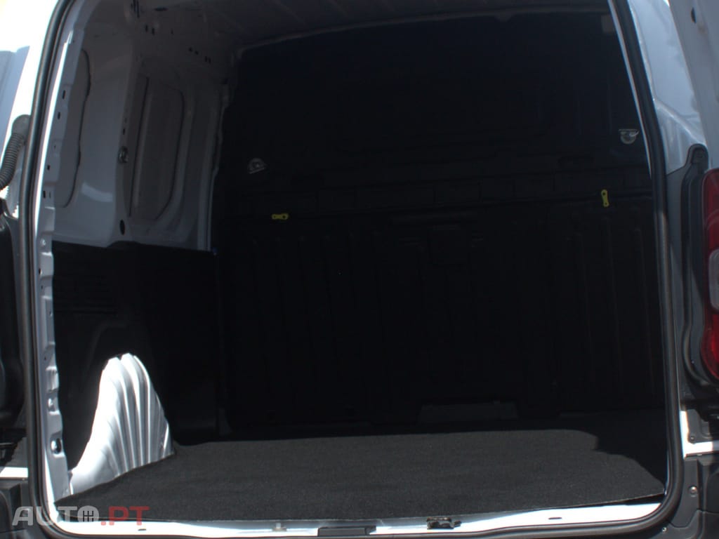 Peugeot Partner 1.5 BlueHDi Asphalt Standard