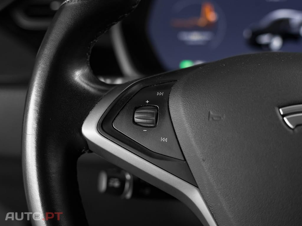 Tesla Model S 75D