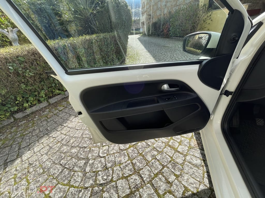 Volkswagen Up! 1.0 Move