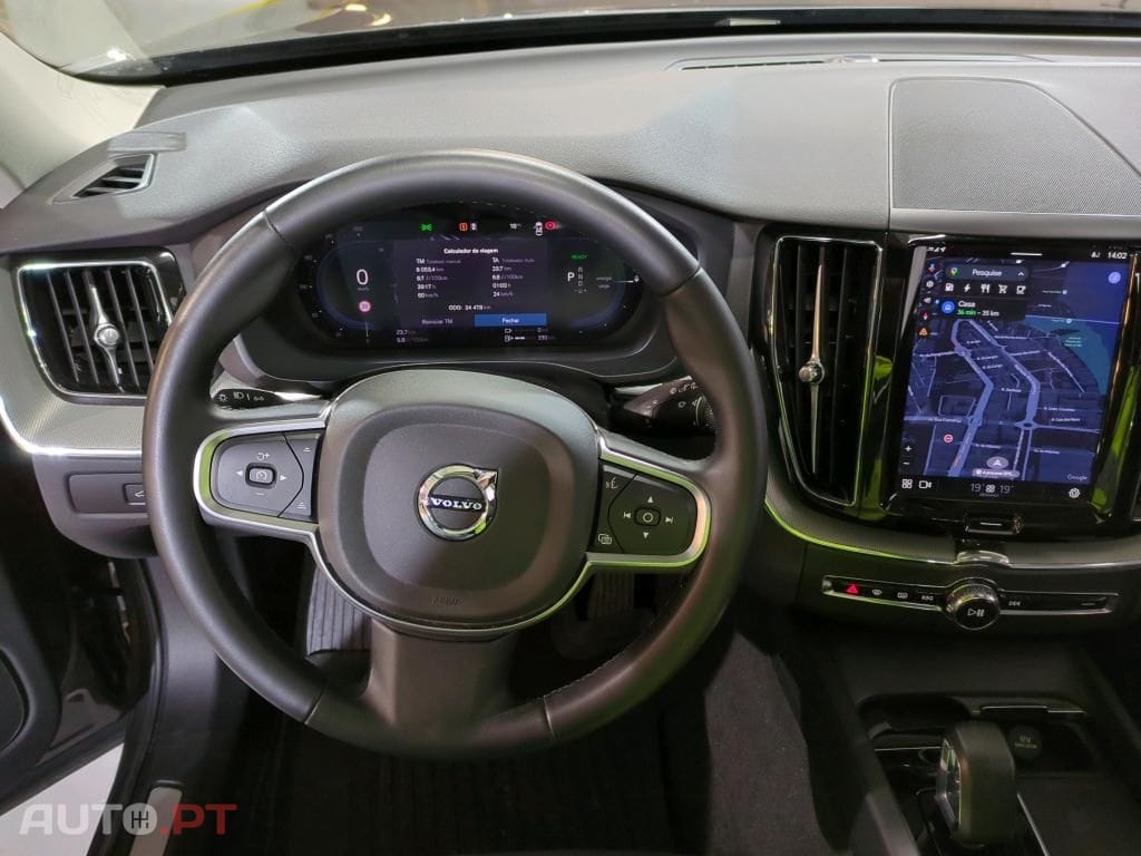 Volvo XC60 2.0 T6 PHEV Core AWD