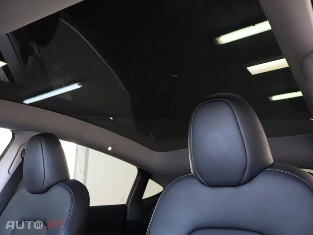 Tesla Model Y Tração Traseira