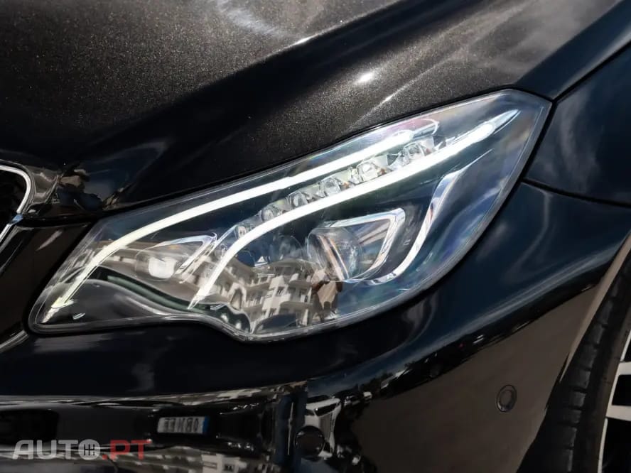 Mercedes-Benz E 220 CDI Elegance BE Auto.