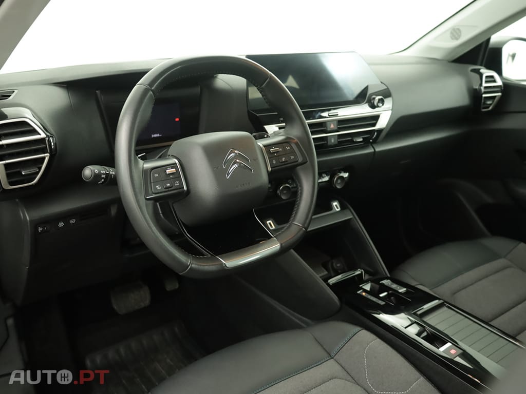 Citroen C4 C4 1.2 PureTech Plus EAT8