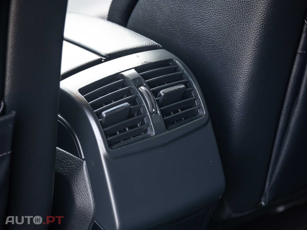 Mercedes-Benz E 220 BlueTEC Avantgarde