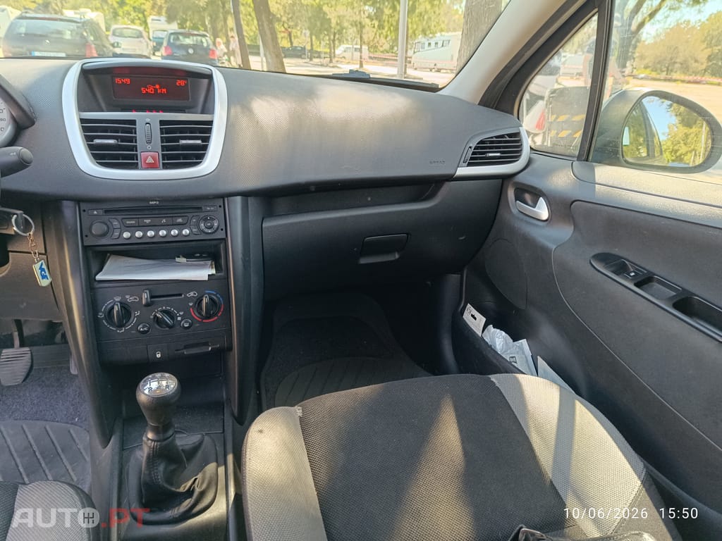 Peugeot 207 C