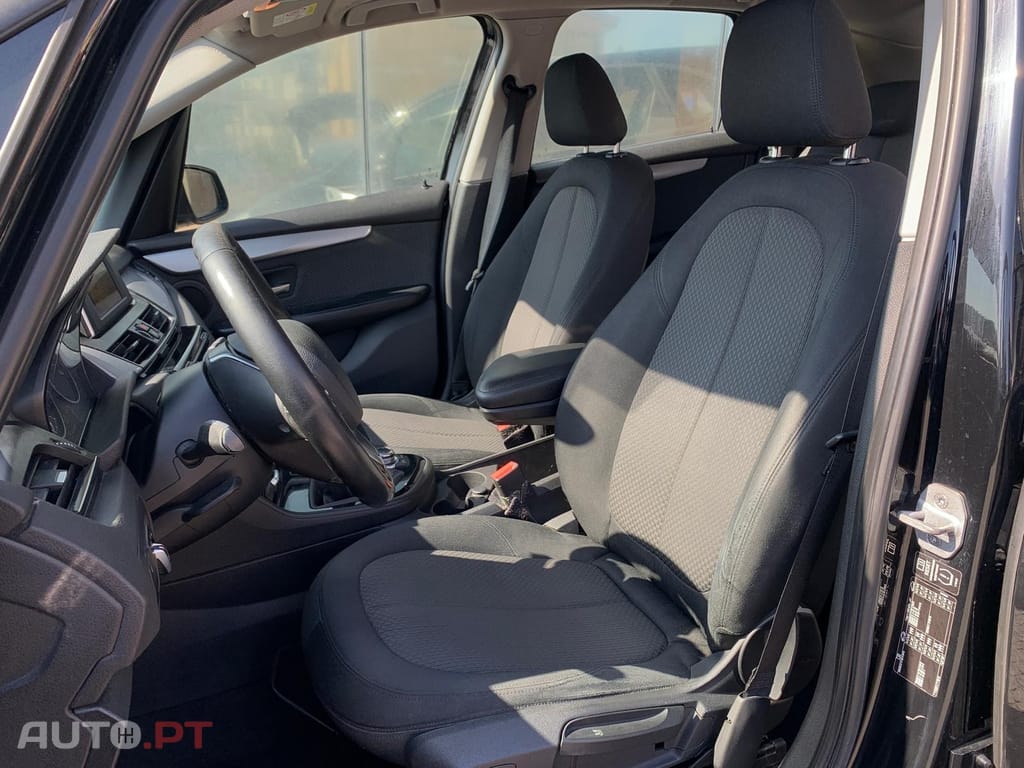 BMW 216 d Advantage