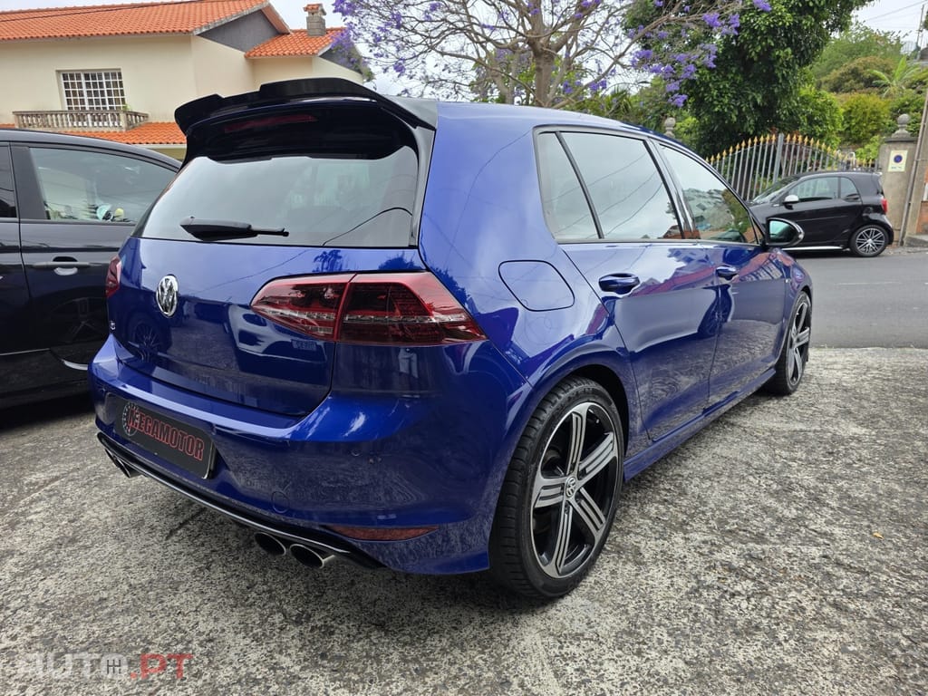 Volkswagen Golf R 4Motion BlueMotion