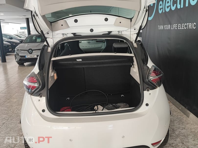 Renault Zoe (c/ Bateria) E-Tech EV50 Equilibre — fotografia 6