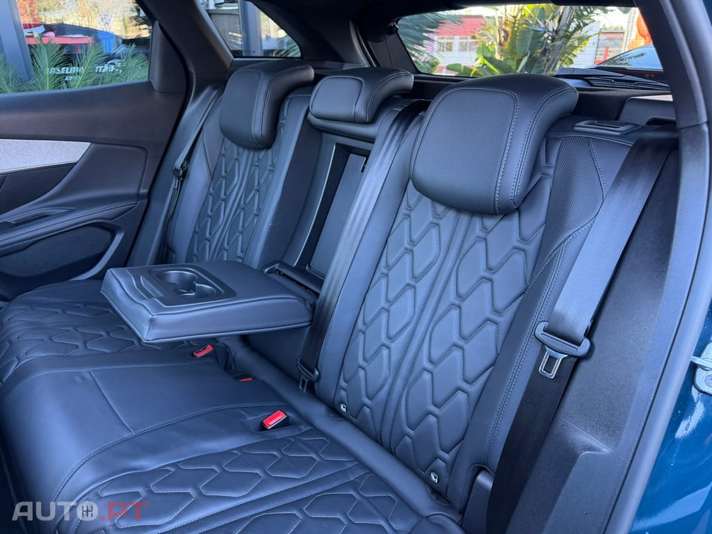 Peugeot 3008 1.6 Hybrid GT e-EAT8