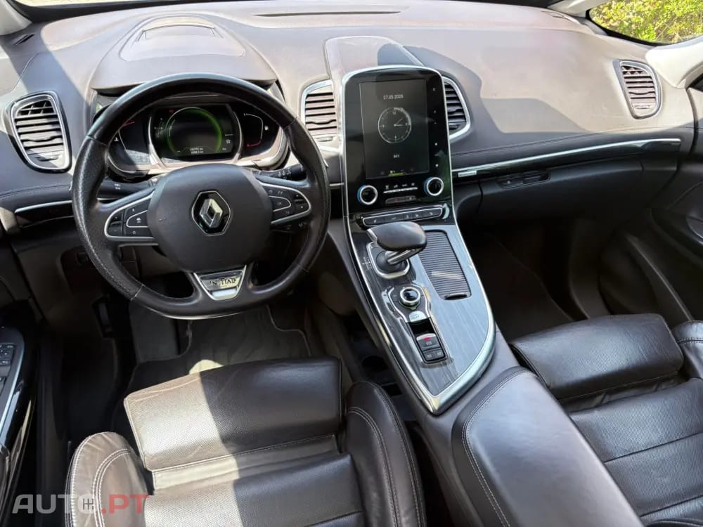 Renault Espace 1.6 dCi Initiale Paris EDC
