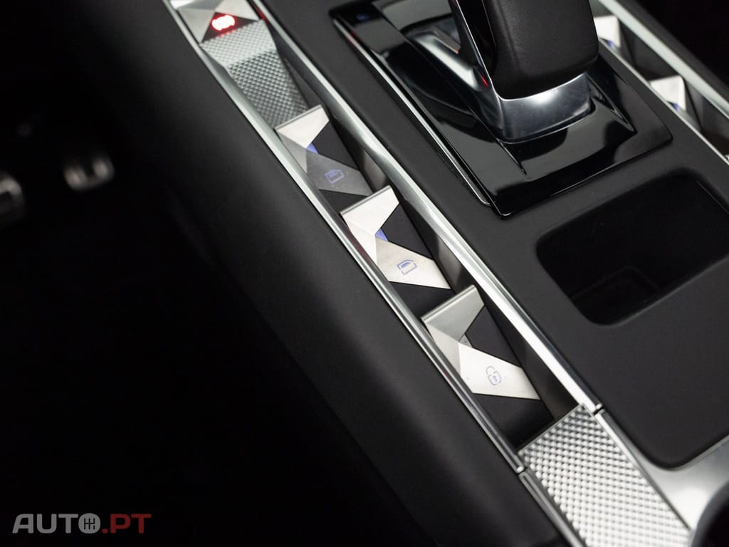 DS DS7 Crossback E-Tense Rivoli EAT8