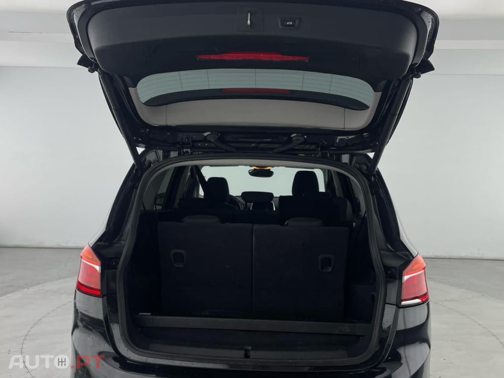 BMW 216 d 7L Advantage Auto