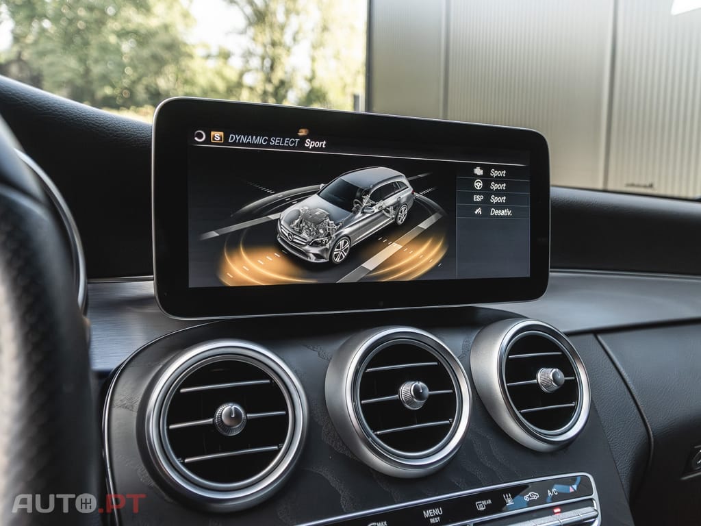 Mercedes-Benz C 300 de AMG Line