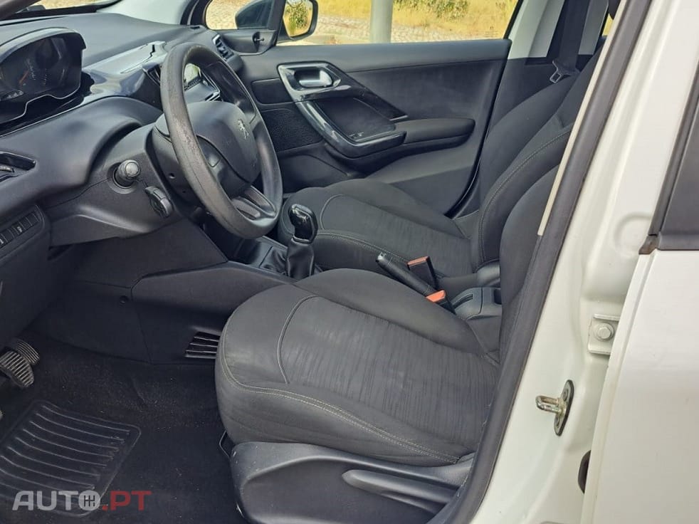 Peugeot 208 1.2 PureTech Access